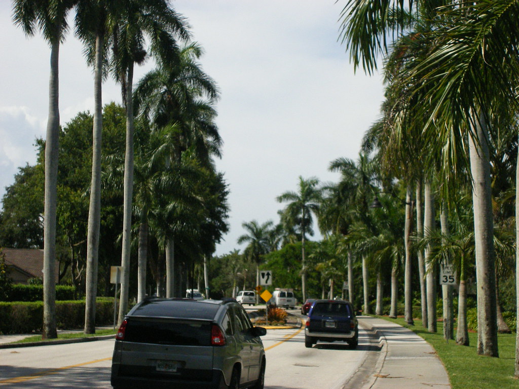 Fort Myers Florida - Driving in One of the MOST BEAUTIFUL Cities in Florida